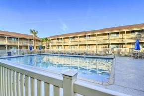 Airy Port Aransas Retreat with Community Pool!